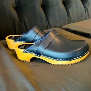 Original EU leather clogs.  Made in Sweden.